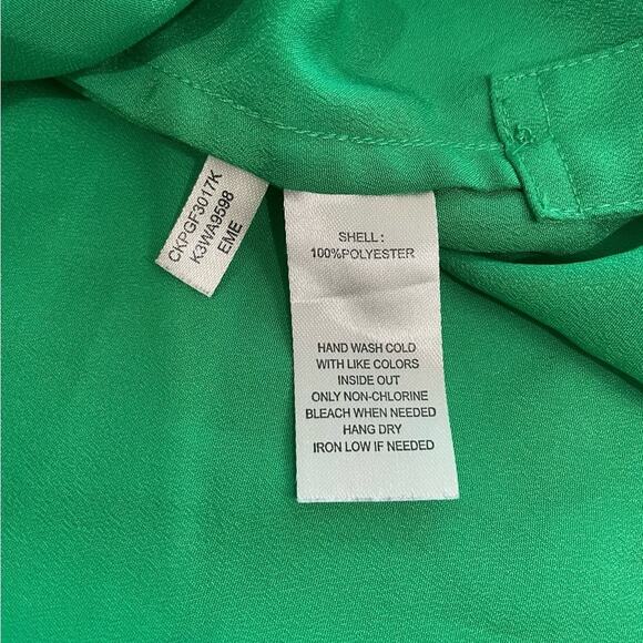Calvin Klein Green Career Blouse V Neck Zipper Pocket Roll Up Sleeve Size M EUC - Picture 7 of 7
